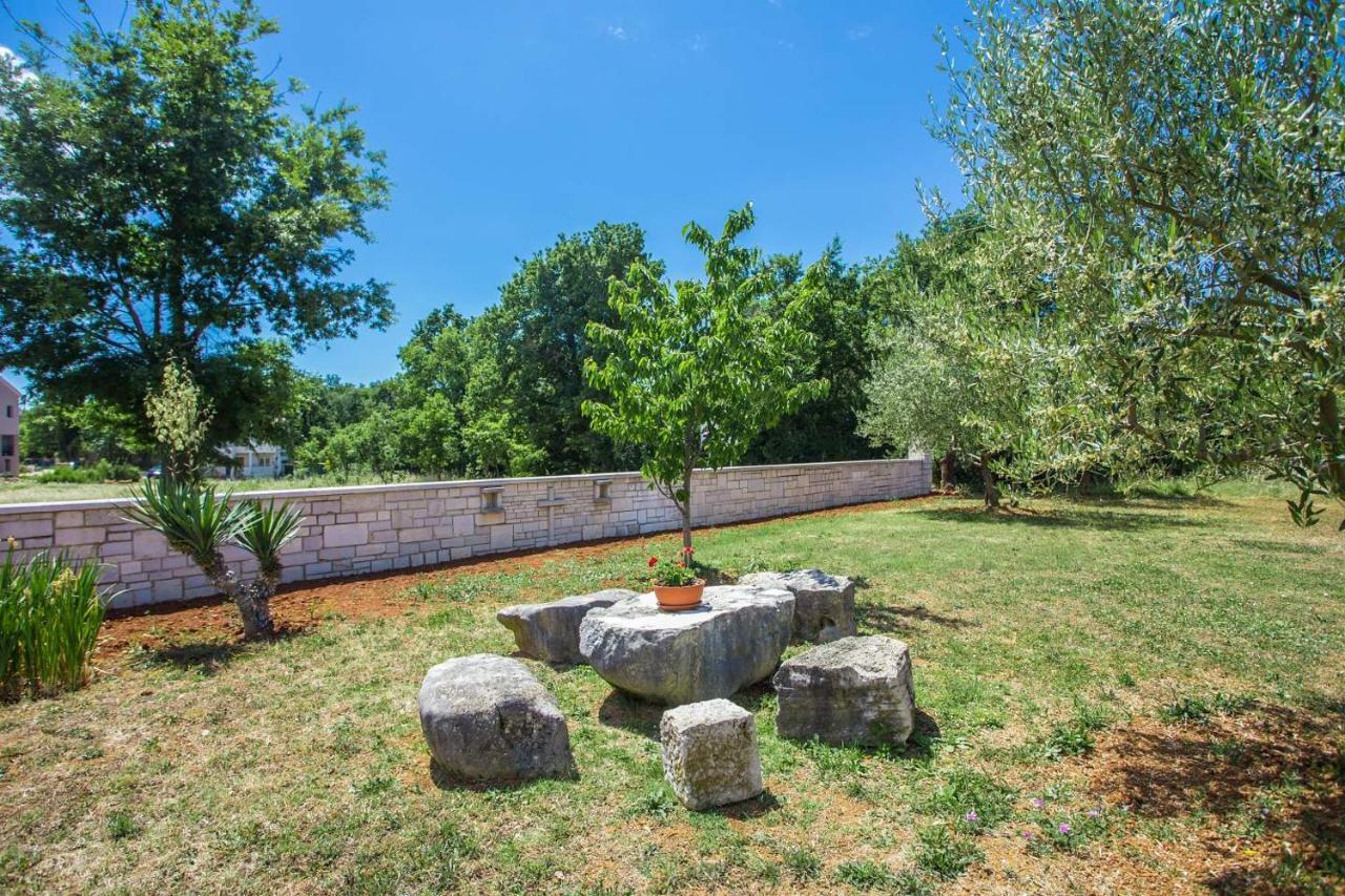 Apartment Mario 2 Poreč Eksteriør bilde
